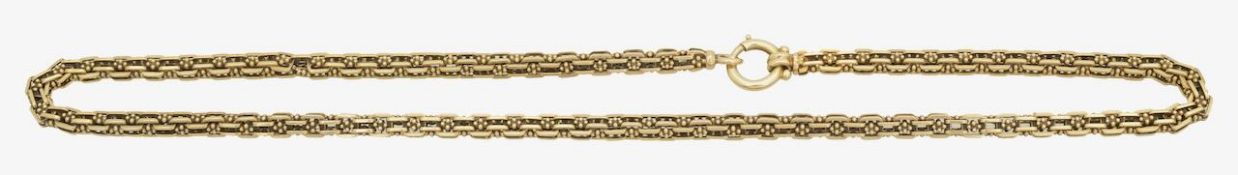 A 14ct Hungarian fancy link gold chain