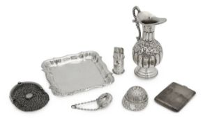 An Edward VII miniature silver tape measure