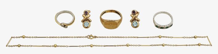 An 18ct fancy gold chain, toi and moi diamond ring, and three other,