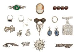 An interesting collection of period costume jewellery