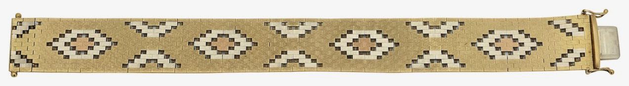 A three coloured gold bracelet