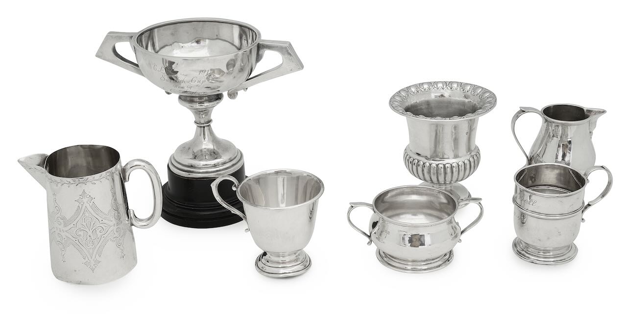 A collection of miscellaneous silver items