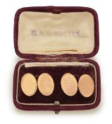 A pair of 9ct cufflinks