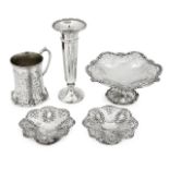 A Victorian silver christening mug, a pedestal dish and other items (5)