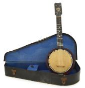 A banjolele, by Keech