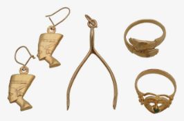 A 9ct wishbone pendant, Nefertiti ear pendants, hand ring and one other