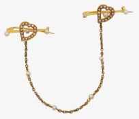An Edwardian double heart seed pearl bar brooch