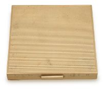 A 9ct gold engine turned powder compact