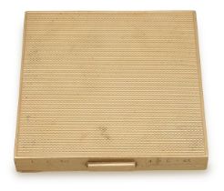 A 9ct gold engine turned powder compact
