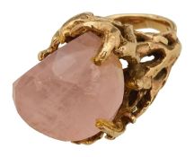 A 1960s/1970s rose quartz ring
