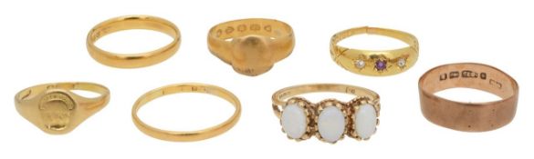 A collection of hallmarked gold rings