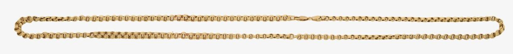 A fancy link belcher chain