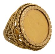 A Victoria 1900 gold full sovereign in 9 carat ring mount