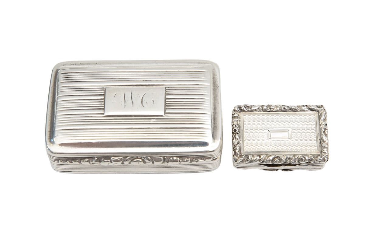 Two George IV silver vinaigrettes - Image 3 of 3