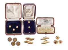 A set of 18ct Edwardian dress studs , three pairs of cuff links and five more