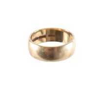 A 9ct gold band ring