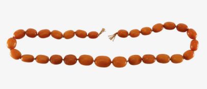 A set of graduated butterscotch amber beads