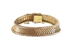 A Continental articulated fancy link bracelet