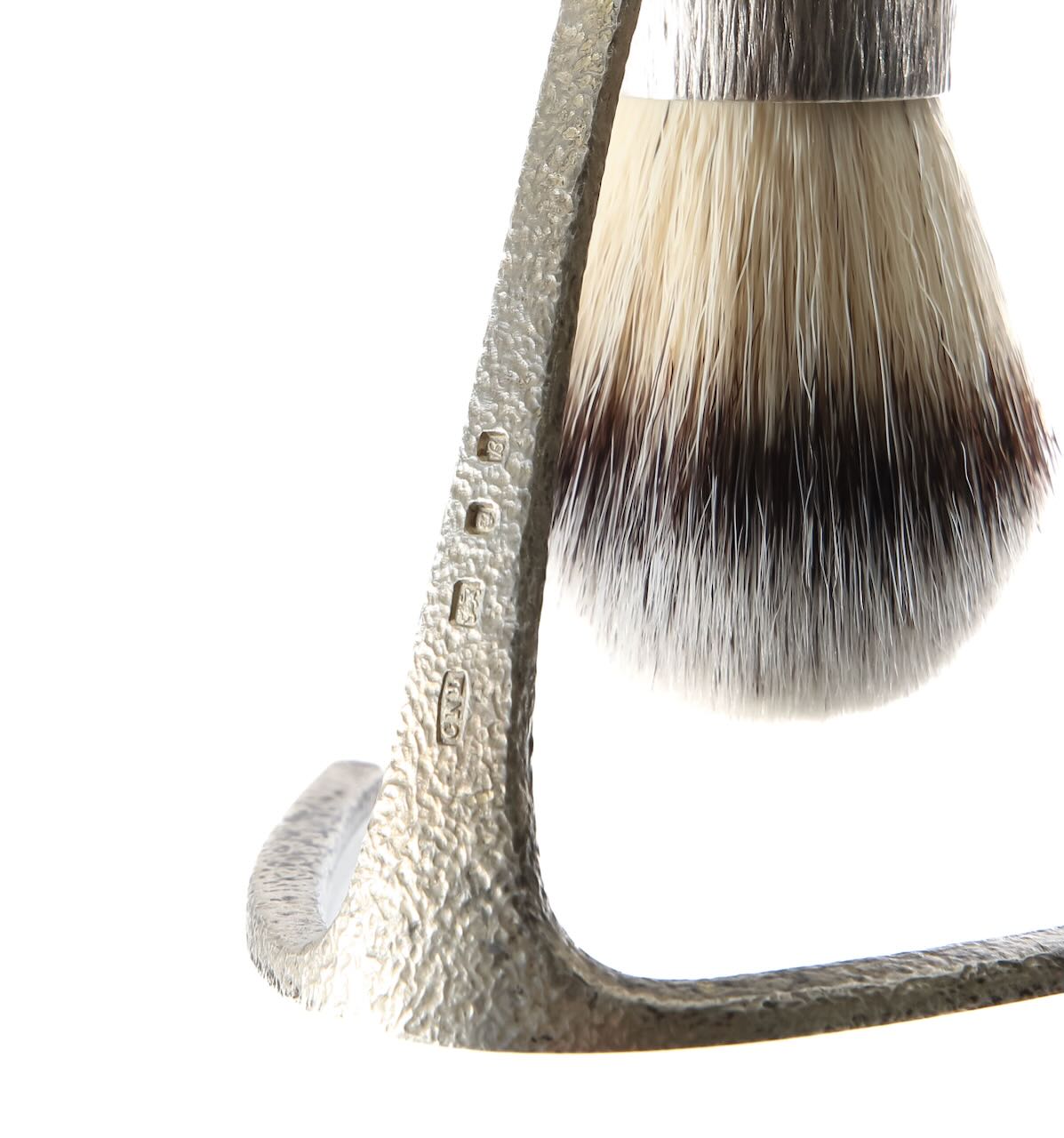 A Christopher Nigel Lawrence silver shaving brush and stand - Image 4 of 4