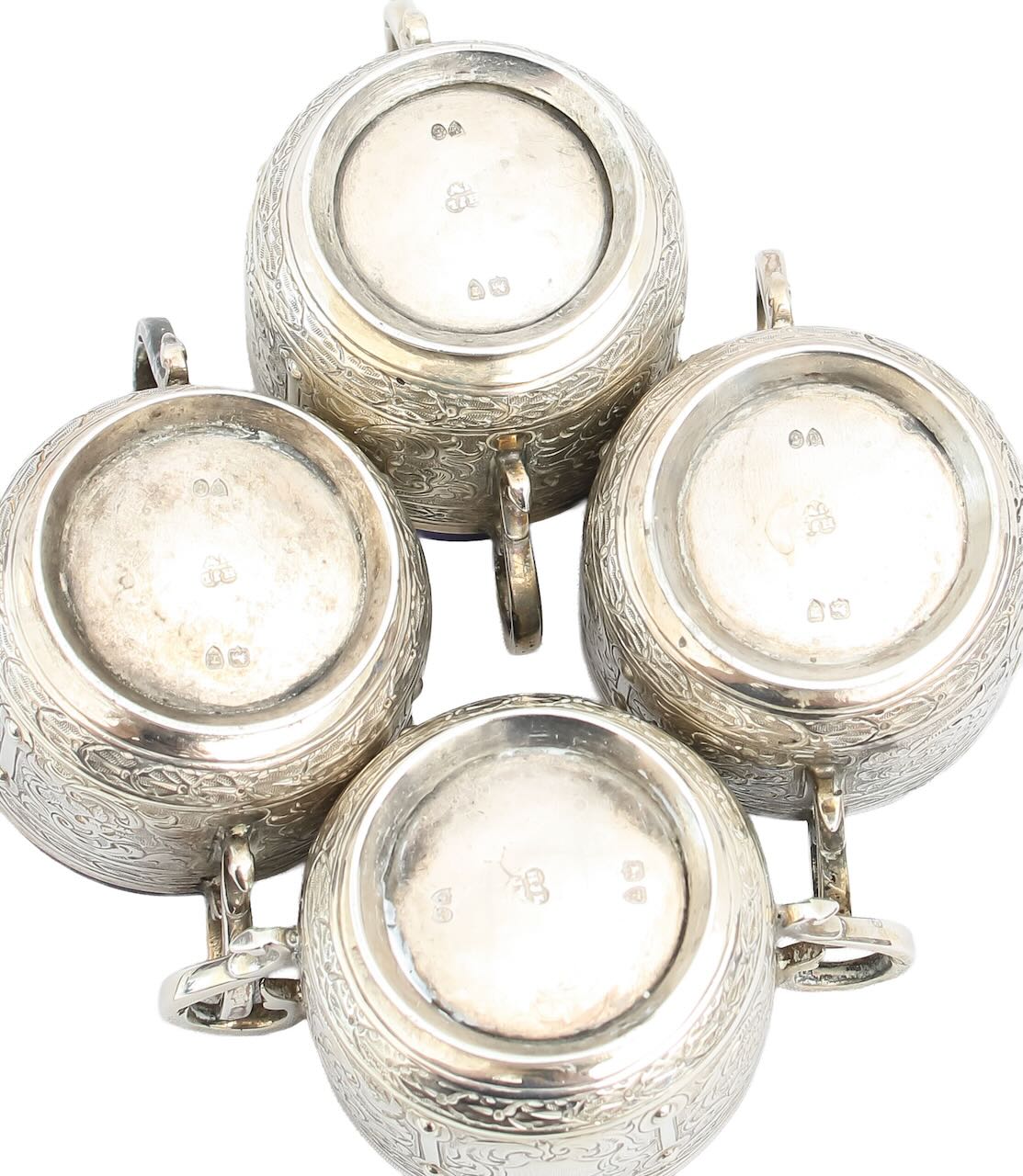 A George V silver sugar caster and a set of four Victorian silver salts - Image 5 of 6