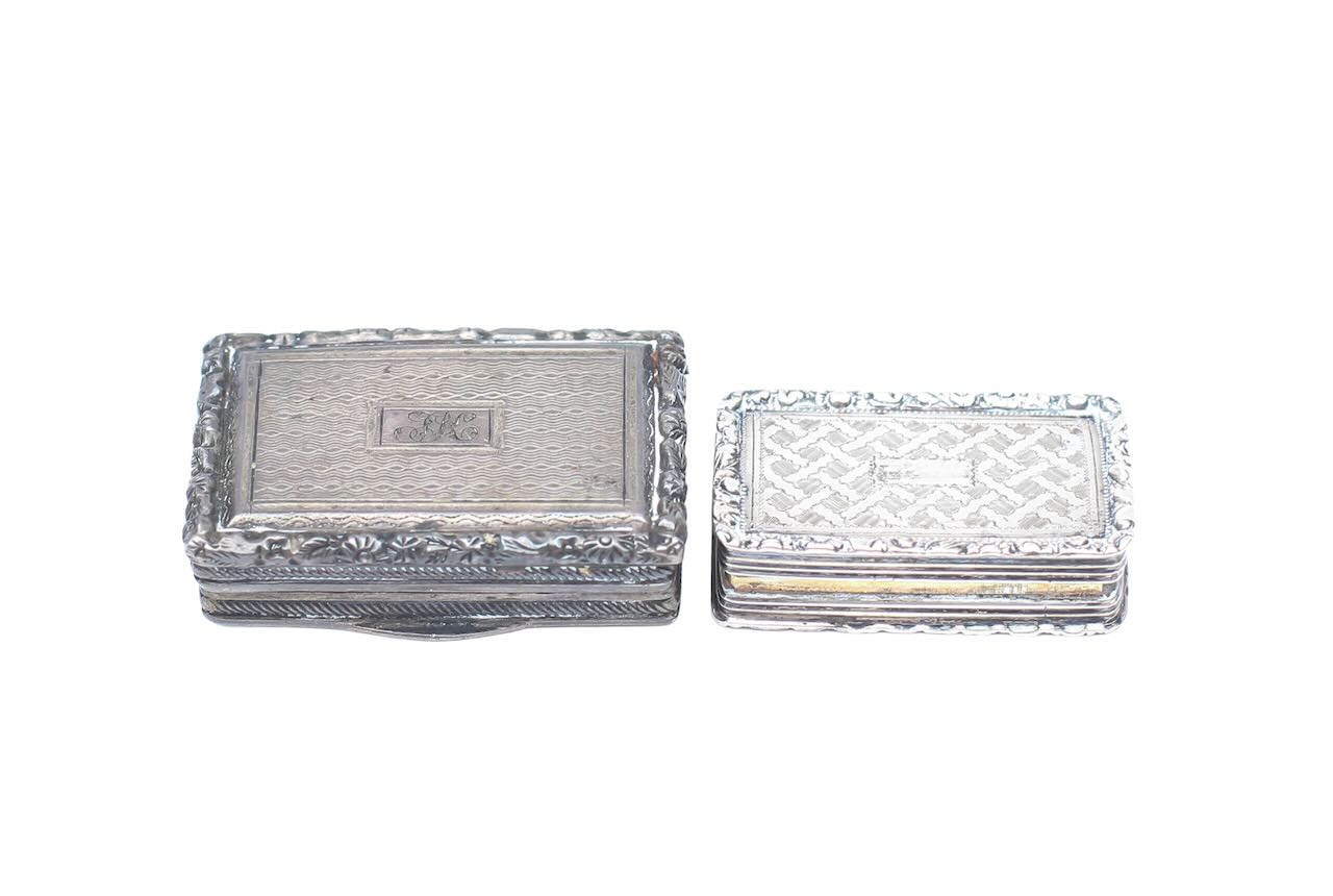 A George IV and William IV silver vinaigrette