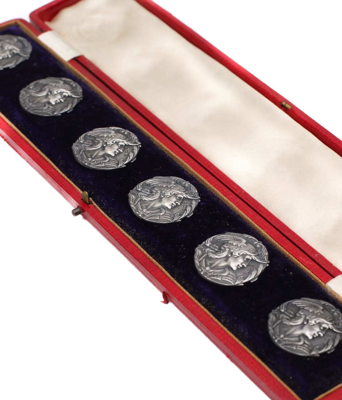 A cased set of six Edward VII silver buttons, and a silver belt buckle - Image 5 of 5