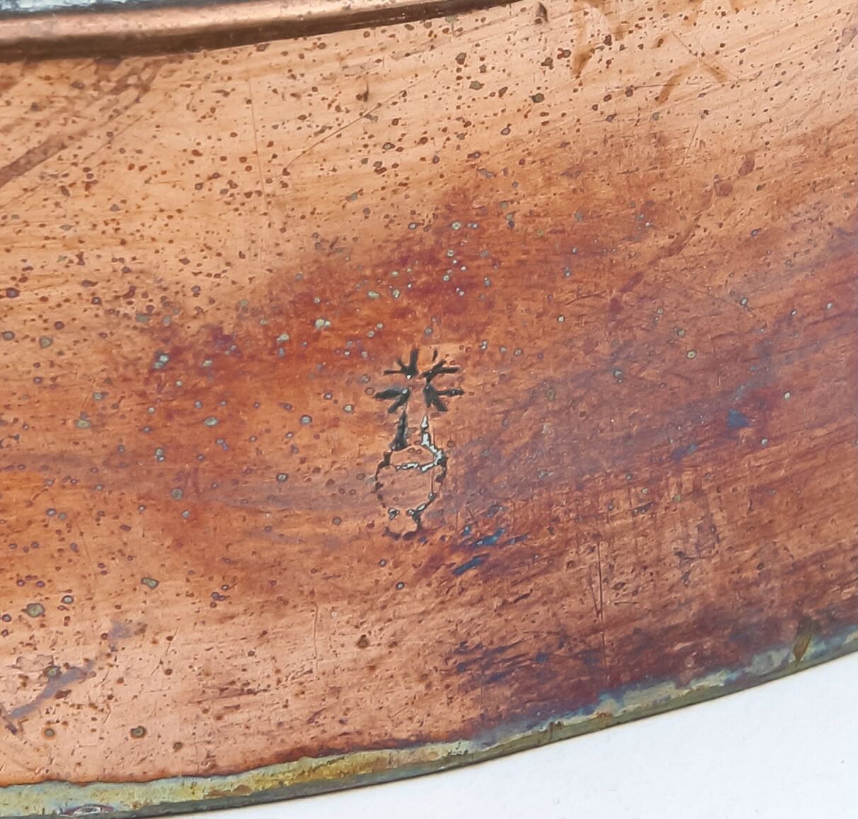 A Benham and Froud copper jelly mould - Image 2 of 2