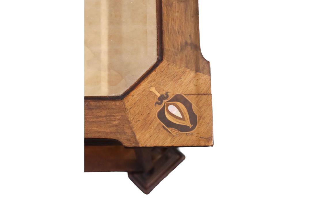 An Arts and Crafts bijouterie table - Image 2 of 2