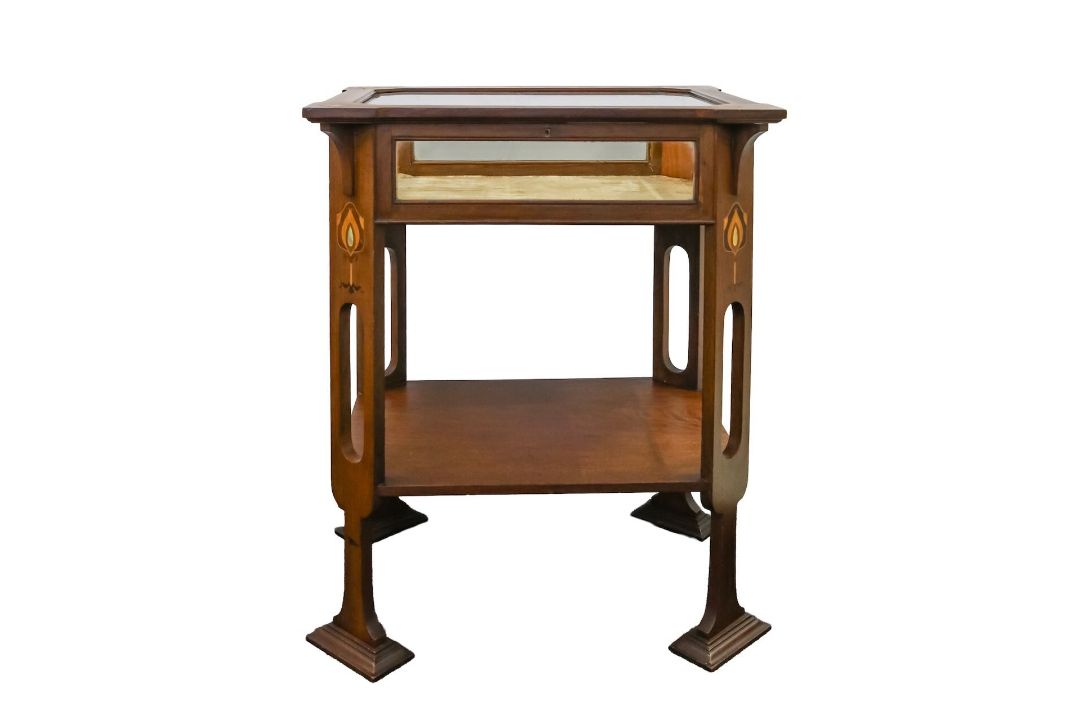 An Arts and Crafts bijouterie table - Image 1 of 2