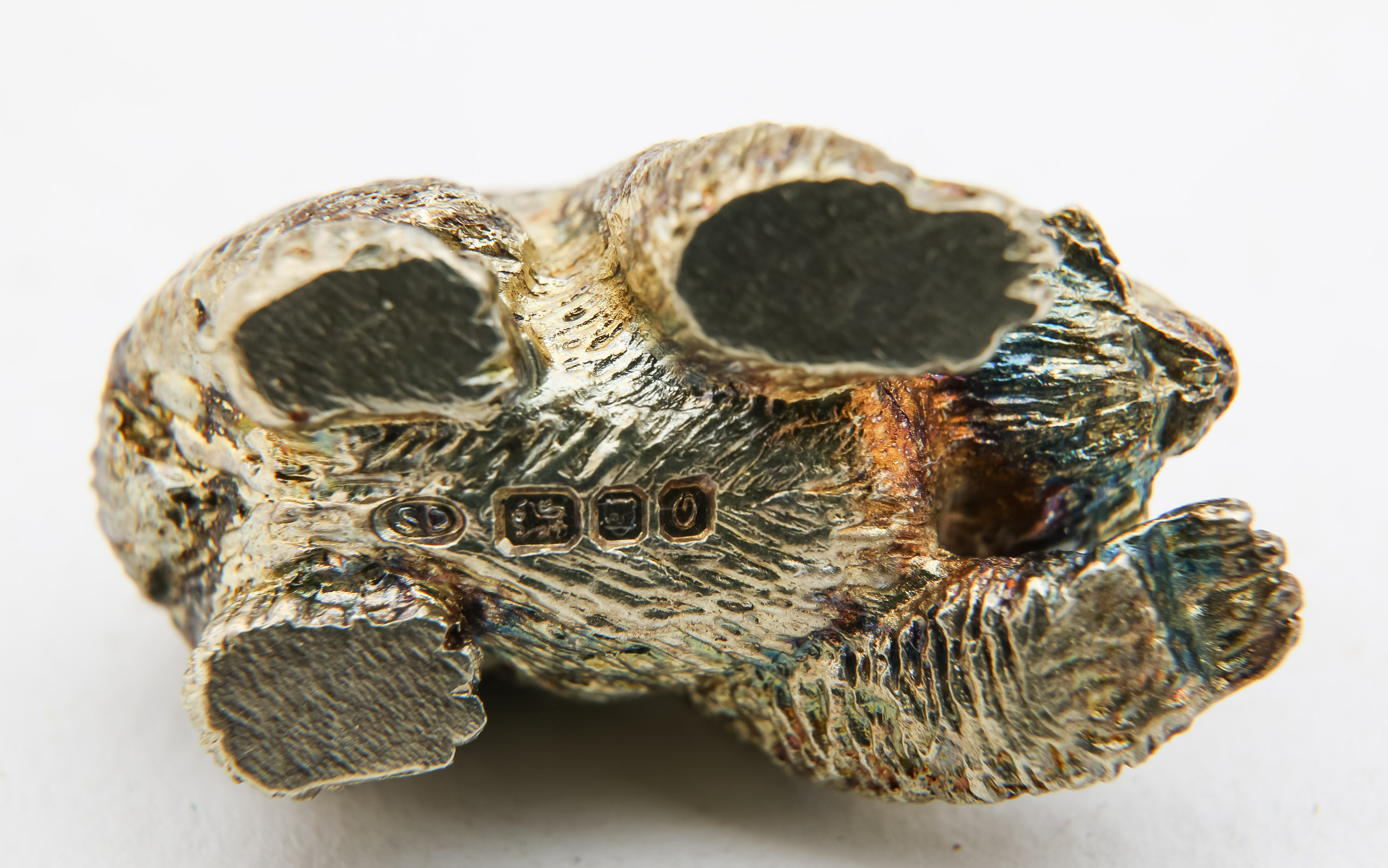 A Stuart Devlin silver gilt figure of a wombat - Image 4 of 4