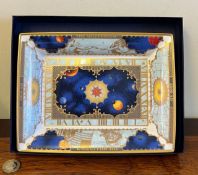 THE ROYAL HOUSEHOLD MILLENNIUM ROYAL WORCESTER CHRISTMAS 2000 PLAQUE IN ORIGINAL BOX, APPROX 21 x