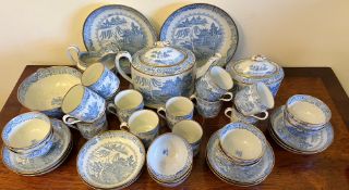 LARGE QUANTITY OF BLUE AND WHITE CERAMICS INCLUDING TEAPOT, PLATES, SAUCERS, TEA BOWLS, COFFEE CANS,