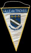 Football Ville de Troyes passavant le meillor a commemorative pennant, City of Troyes commonly known