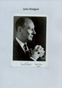 John Gielgud signed 7x5inch black and white photo. TV/Film, Entertainment autograph. Good