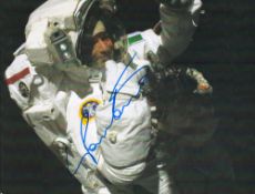 Luca Parmitano signed 10x8inch colour photo. ESA astronaut. Good condition Est.