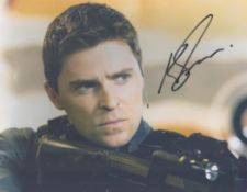 Kavan Smith signed 10x8inch colour photo from Stargate SG1 photo. Good condition Est.