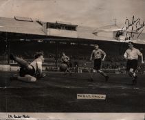 John Sewell signed black and white original photo 10x8 inch. Slight crease through signature and
