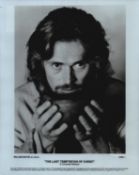 Willem Dafoe signed 10x8 inch 