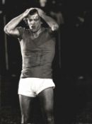 Richard Harris signed 10x8 inch black and white photo. Good condition. All autographs come with a