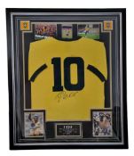 Football, Pele signed 40x32inch overall framed and mounted Brazil retro number 10 shirt complete