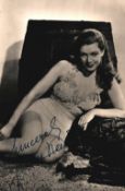 Jean Kent printed signature 6x4inch vintage black and white photo. Good condition Est.