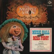 The Muppet Show 1977 Music Hall starring Miss Piggy 45rpm vinyl record with picture sleeve. Good