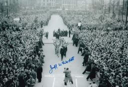 Autographed JEFF WHITEFOOT 12 x 8 photo : B/W, depicting a wonderful image showing Nottingham Forest