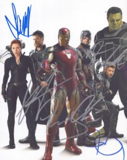 TIMED Autograph auction Football, TV/Film, Military, Historic photos, covers