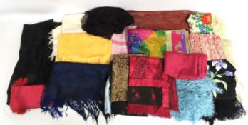 A quantity of mixed textiles including Chinese sil