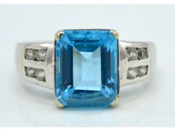 Jewellery, Collectables, Antiques & Furnishings