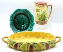A French Sarreguemines majolica flan dish 370mm wi
