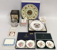 A Wedgwood of Etruria porcelain box twinned with t