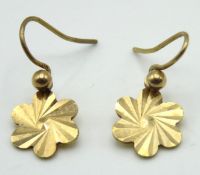 A pair of 9ct gold earrings of floral form, 9.5mm