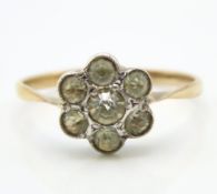 A 9ct gold & silver daisy ring set with paste ston